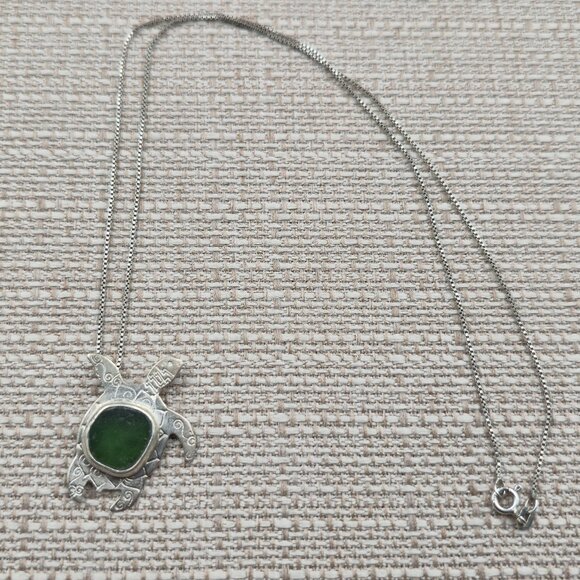 Jewelry - 18 Inch Sterling Silver Green Sea Glass Turtle Pendant Necklace A6101